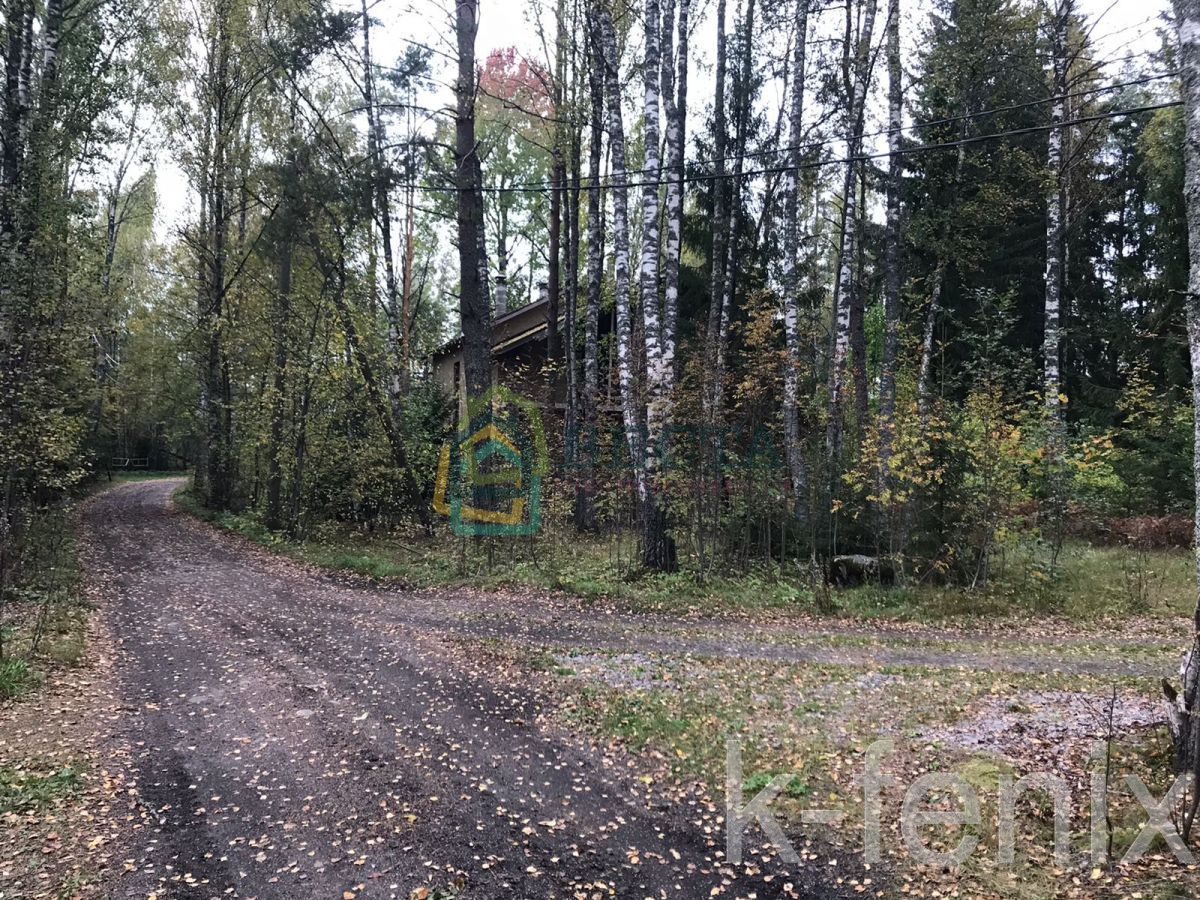 дом 278 метров, участок 20 сот